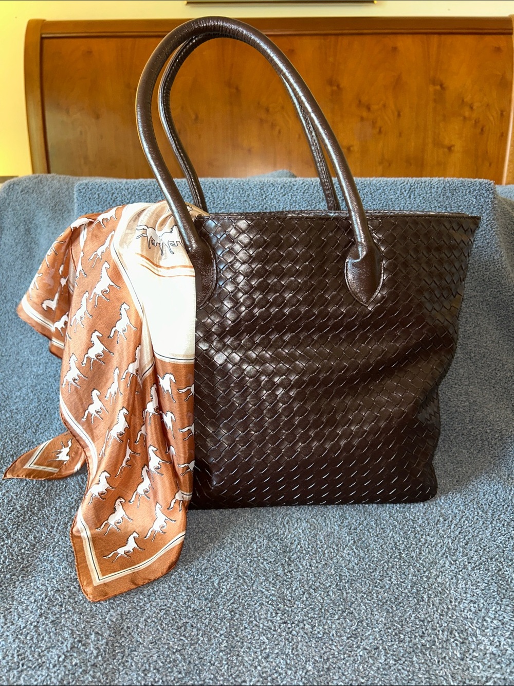 Nordstrom Woven Leather Tote Bag in Dark Brown 100% silk horse scarf included